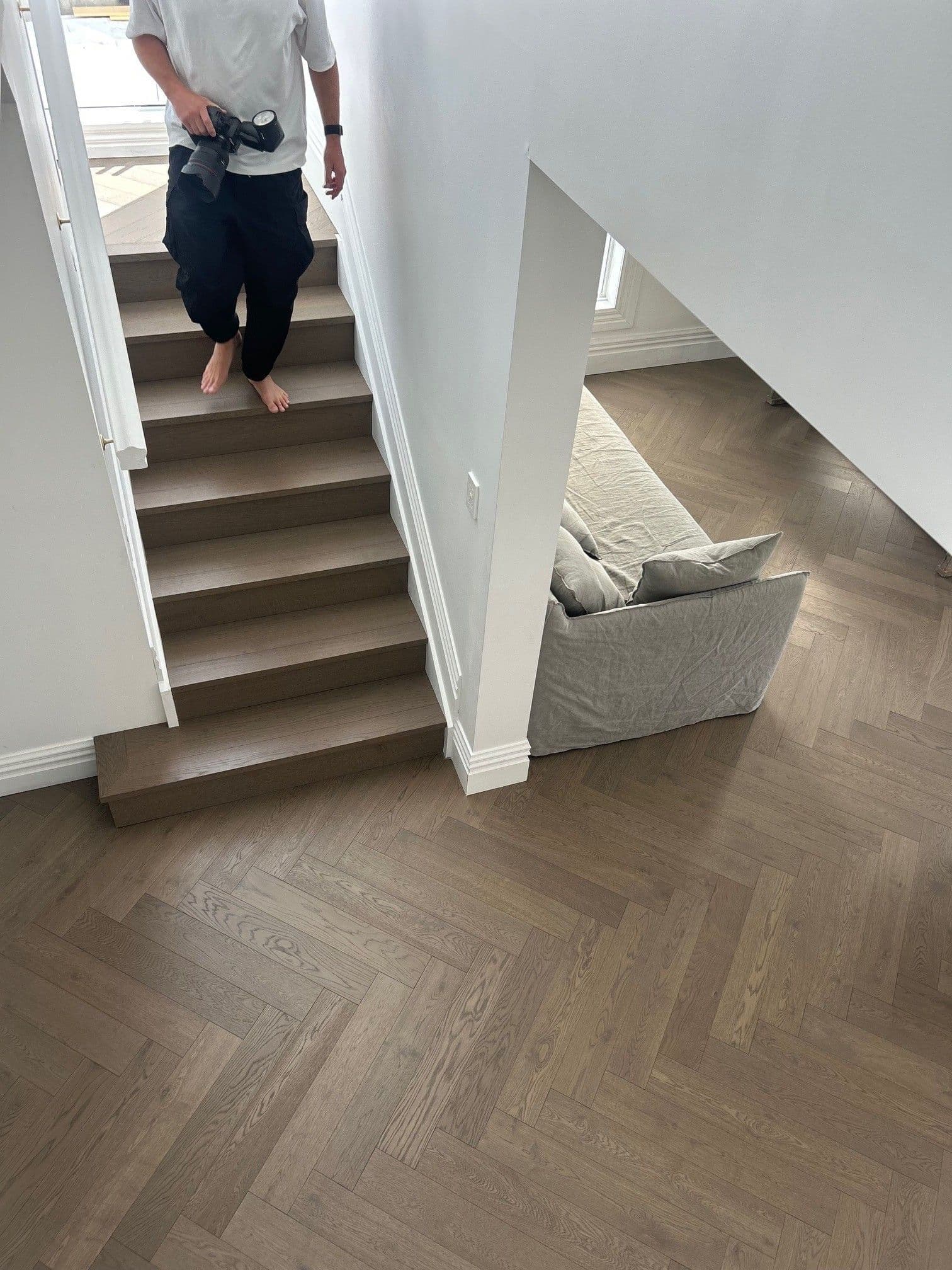 19 Stratford - Earthen grey HB.jpg